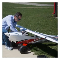 Avion CubCrafters XCub Hangar 9