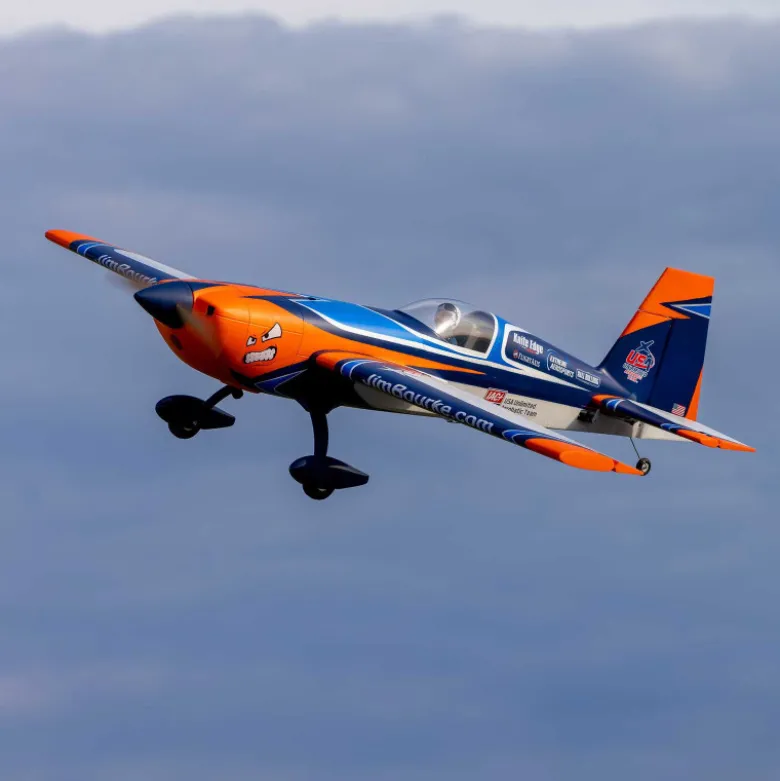 Avion E-flite 330 SC 3D PNP 1.30m