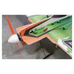 Avion Hacker mode Edge 540 V4.0 TOXIC Vert ARF env.0.84m