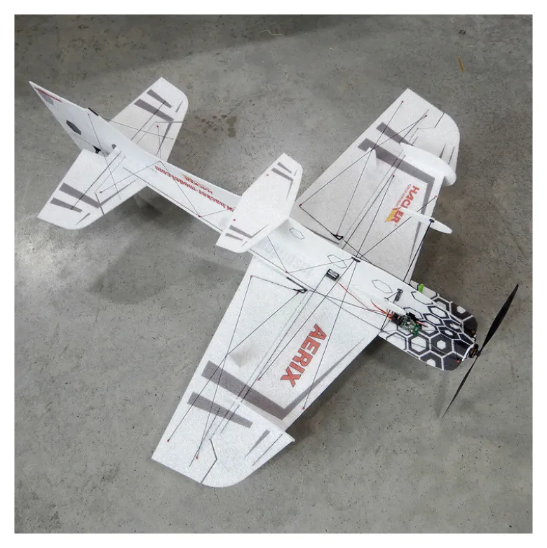 Avion Hacker model AERIX F3P AB rouge ARF env.0.84m