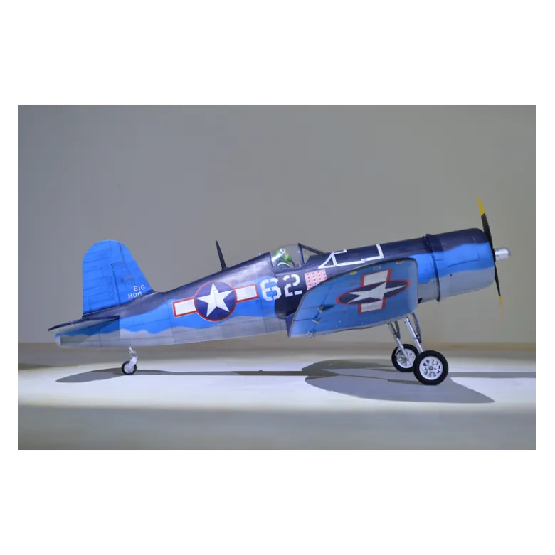 Avion Phoenix Model F4U-CORSAIR 1,8m ARF 26-35cc