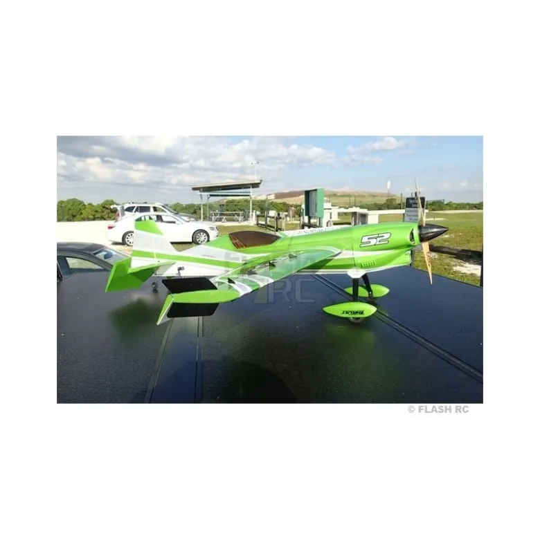 Avion Precision Aerobatics XR 52 V2 vert ARF env.1.32m
