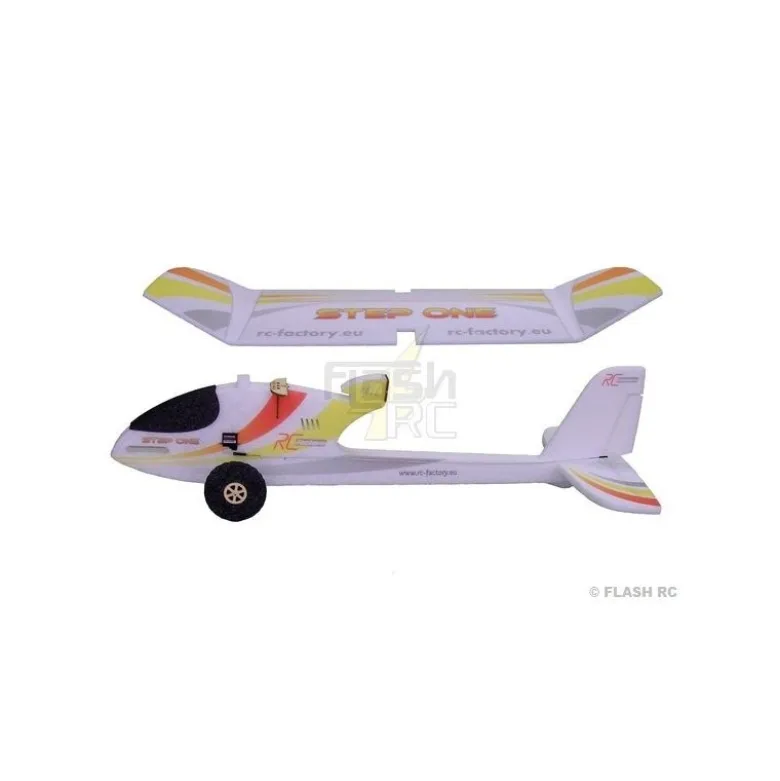 Avion RC Factory Step-One env.0.85m