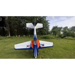 Avion Voltige - EXTRA 330SX - (env. 1,90m) - Bleu blanc rouge