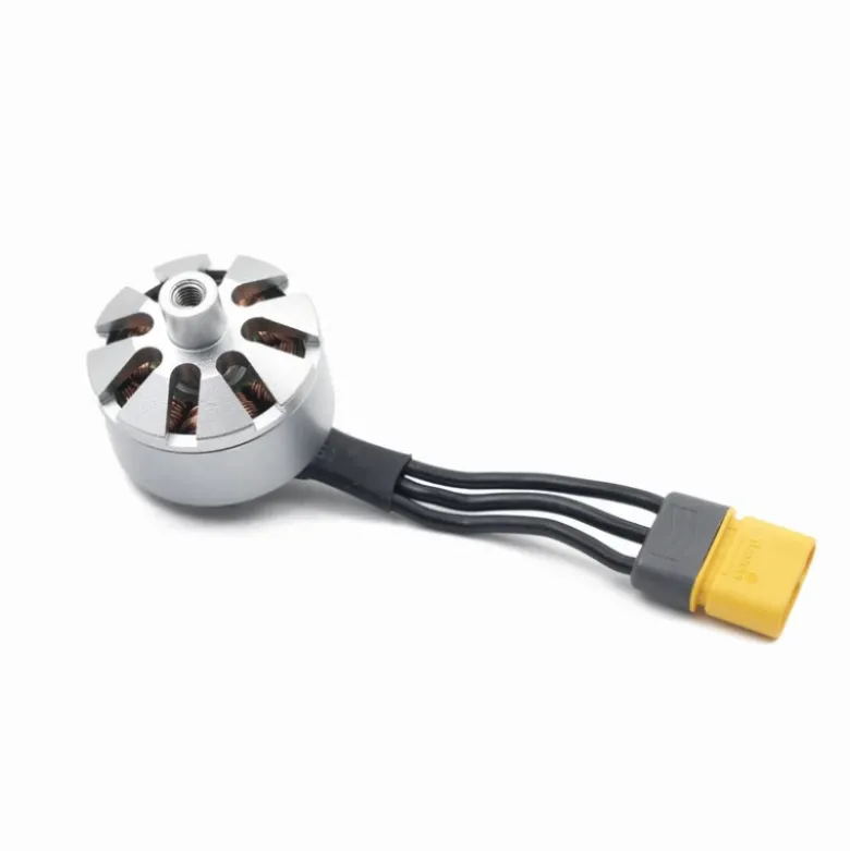 FLY WING MOTEUR DE QUEUE FV317