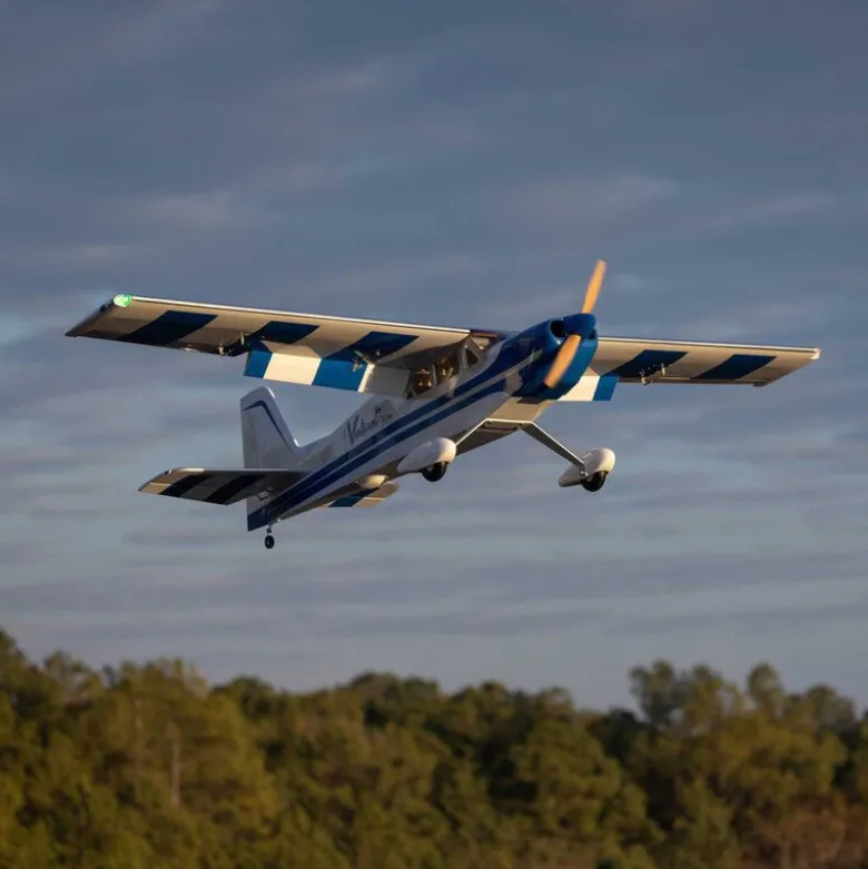 Hangar 9 Valiant 20cc 86.5“ ARF