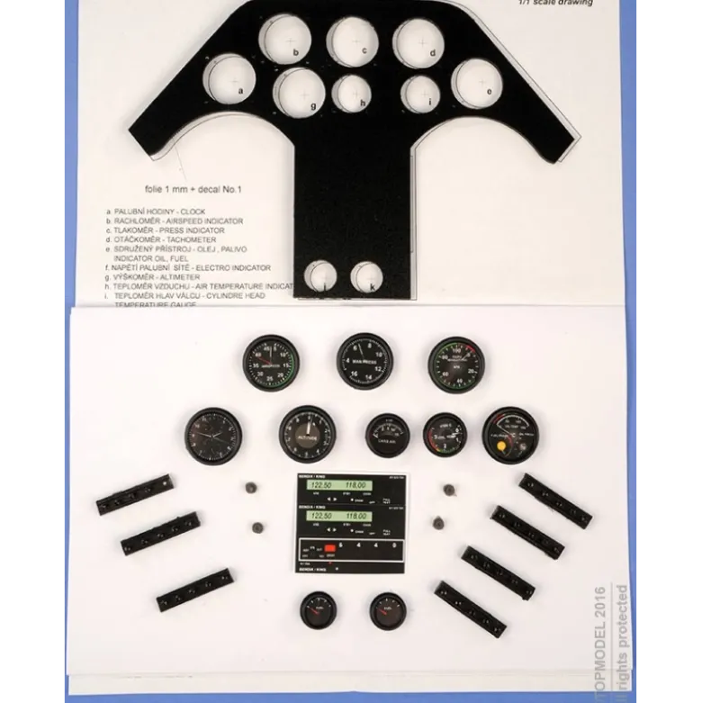 KIT CONSTRUCTION PLANCHE DE BORD SUKHOI 26-31 1:4
