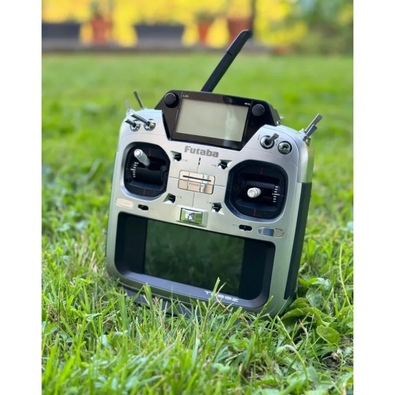 Radio FUTABA T26SZ seul