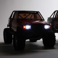 1/10 SCX10 III 1987 Toyota SR5 4X4 RTR Brushed Rock Crawler, Tan
