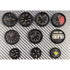 SET D'INSTRUMENTS AVIONS TCHEQUES ANNEES 30 1:3